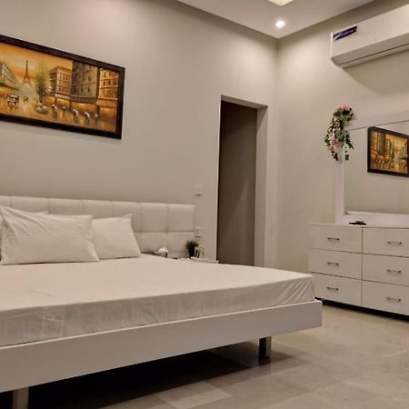 Itl Guesthouse Равалпинди Экстерьер фото